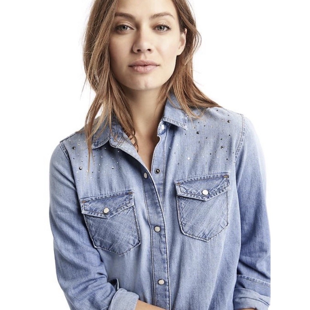 GAP 1969 Women's Bling Denim  Pearl Snap Button-Up Shirt Long Sleeve Size M